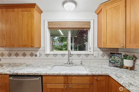 35626 13th Avenue SW Federal Way WA 98023