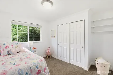 35626 13th Avenue SW Federal Way WA 98023