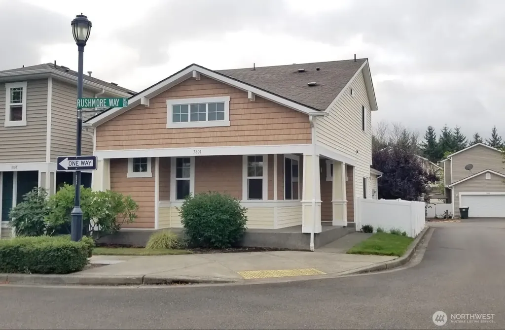 7601 Rushmore Way NE Lacey WA 98516