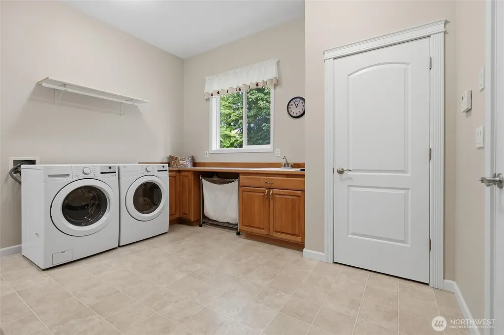 7445 Mccormick Woods Drive SW Port Orchard WA 98367