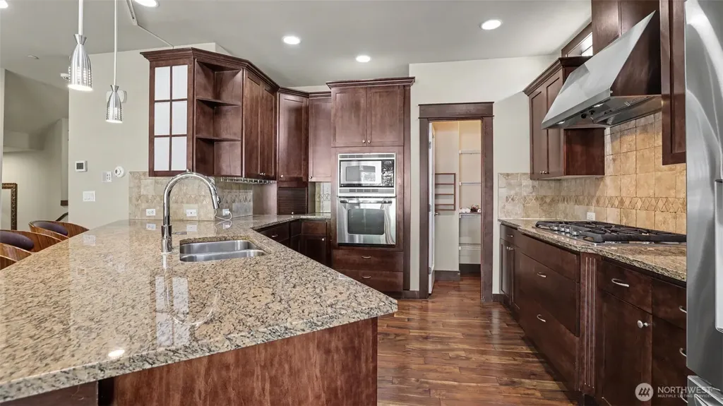 1357 Elma Place NE Renton WA 98059
