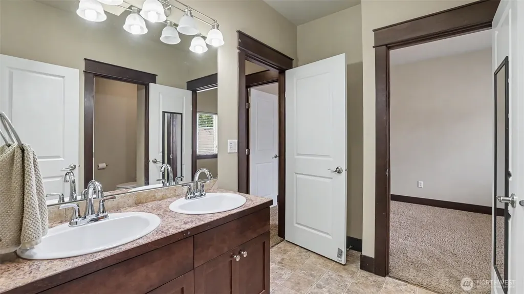1357 Elma Place NE Renton WA 98059