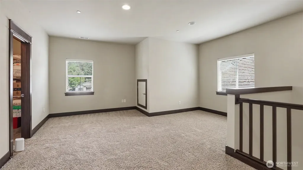 1357 Elma Place NE Renton WA 98059
