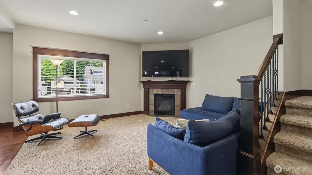 1357 Elma Place NE Renton WA 98059