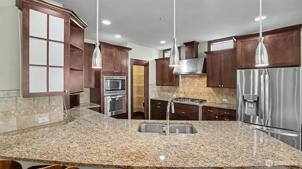 1357 Elma Place NE Renton WA 98059