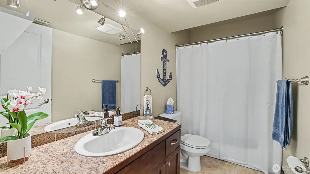 1357 Elma Place NE Renton WA 98059