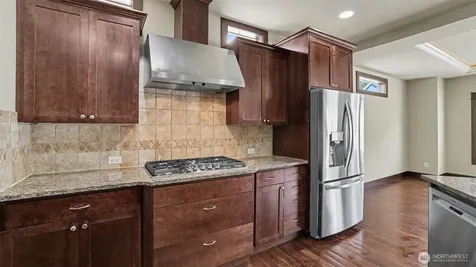 1357 Elma Place NE Renton WA 98059