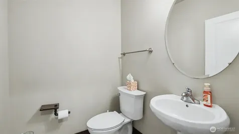 1357 Elma Place NE Renton WA 98059