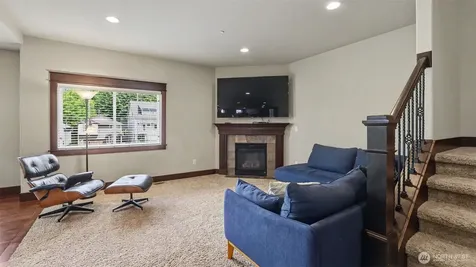 1357 Elma Place NE Renton WA 98059