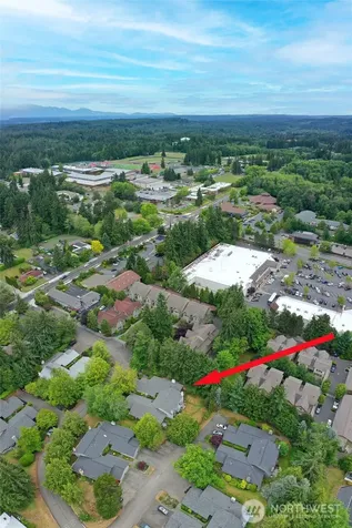 1090 Ihland Place NE Bainbridge Island WA 98110