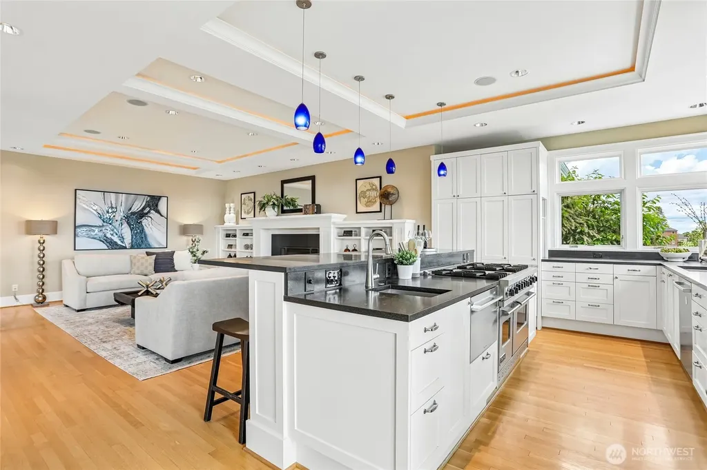 1616 Bigelow Avenue N Seattle WA 98109