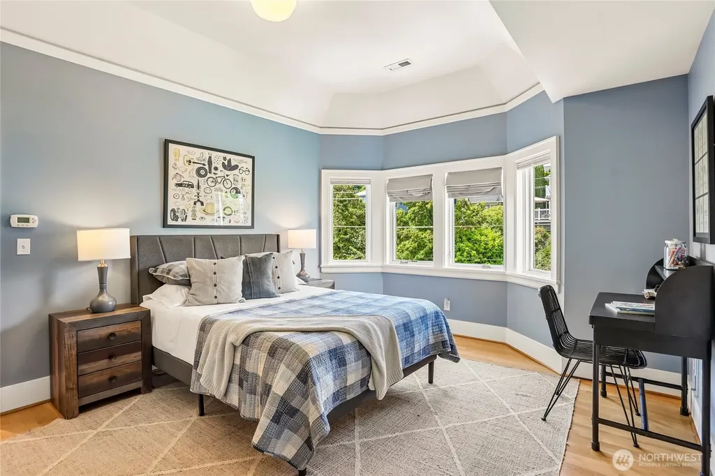 1616 Bigelow Avenue N Seattle WA 98109