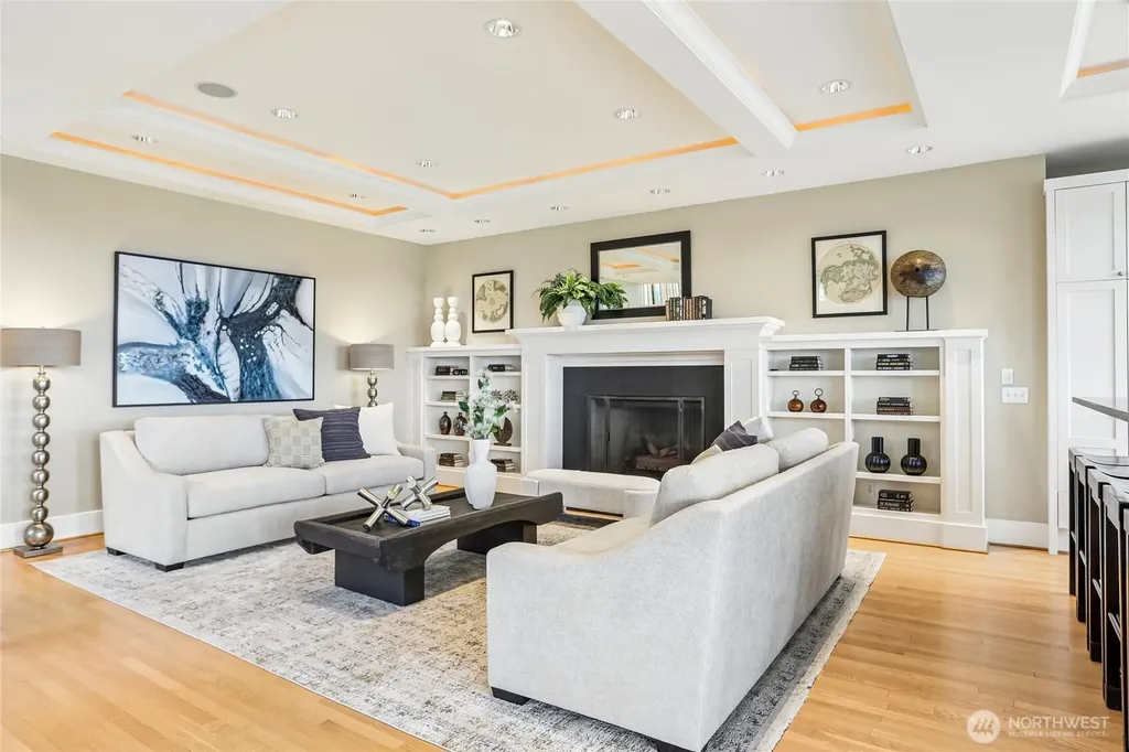 1616 Bigelow Avenue N Seattle WA 98109