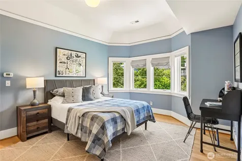 1616 Bigelow Avenue N Seattle WA 98109
