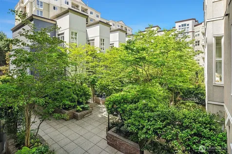 10042 Main Street Bellevue WA 98004