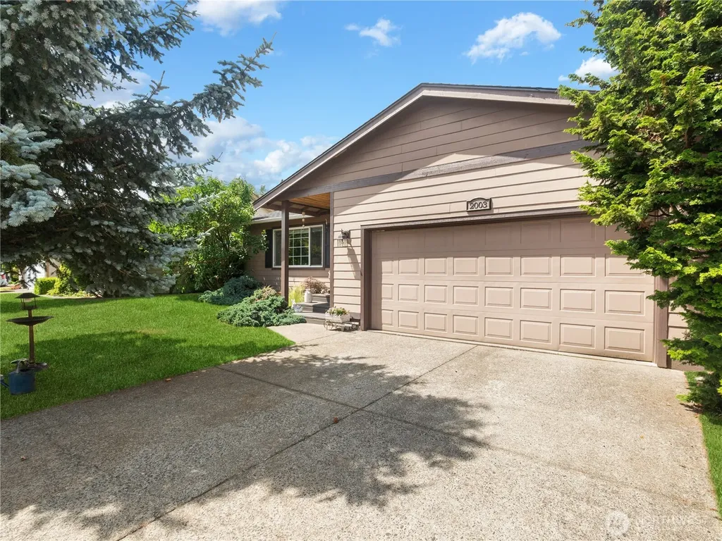 2003 Buttercup Drive Lynden WA 98264