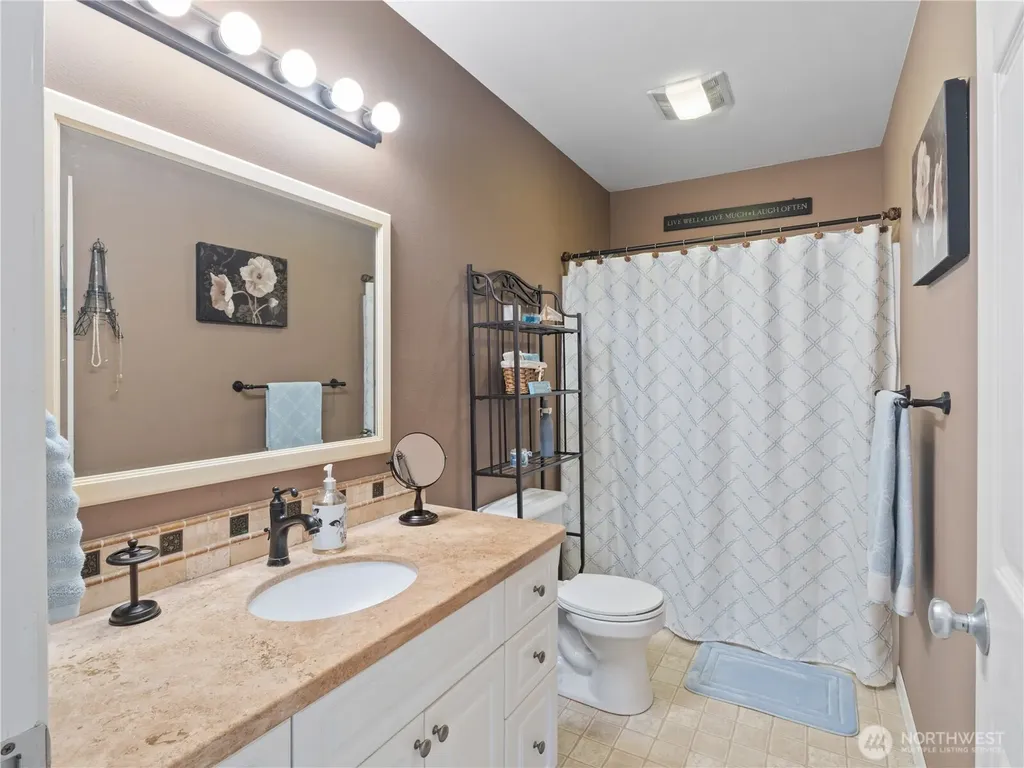 2003 Buttercup Drive Lynden WA 98264