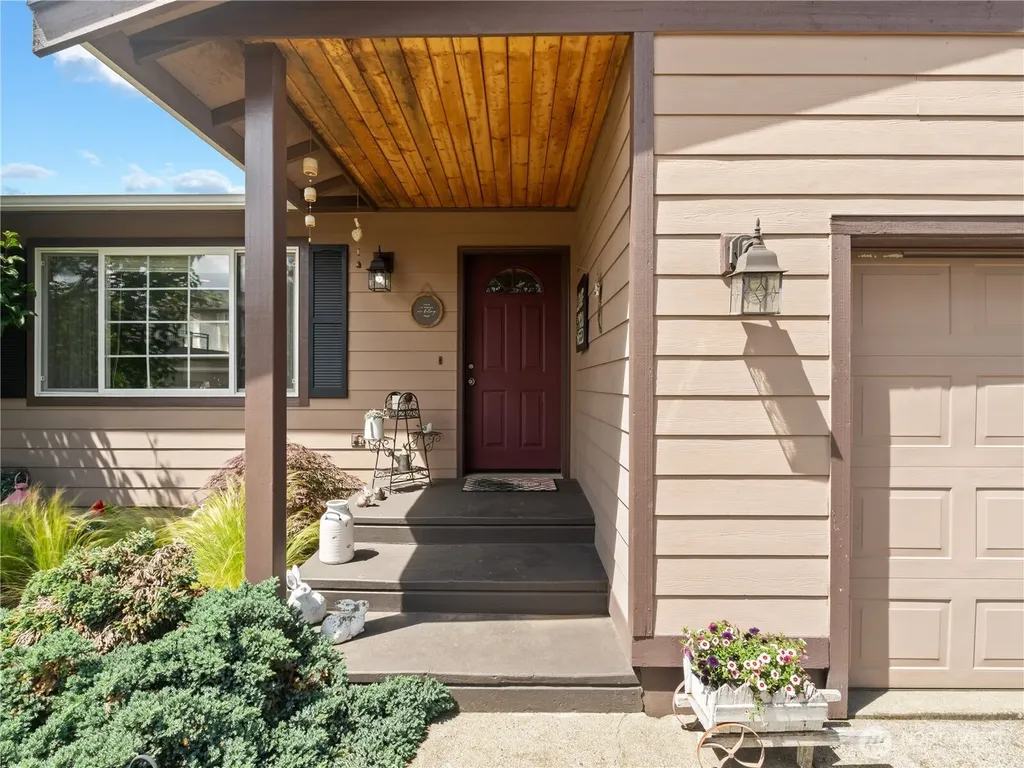 2003 Buttercup Drive Lynden WA 98264
