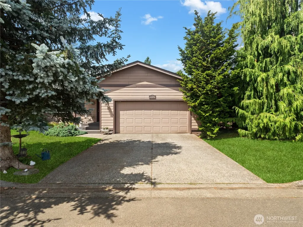 2003 Buttercup Drive Lynden WA 98264