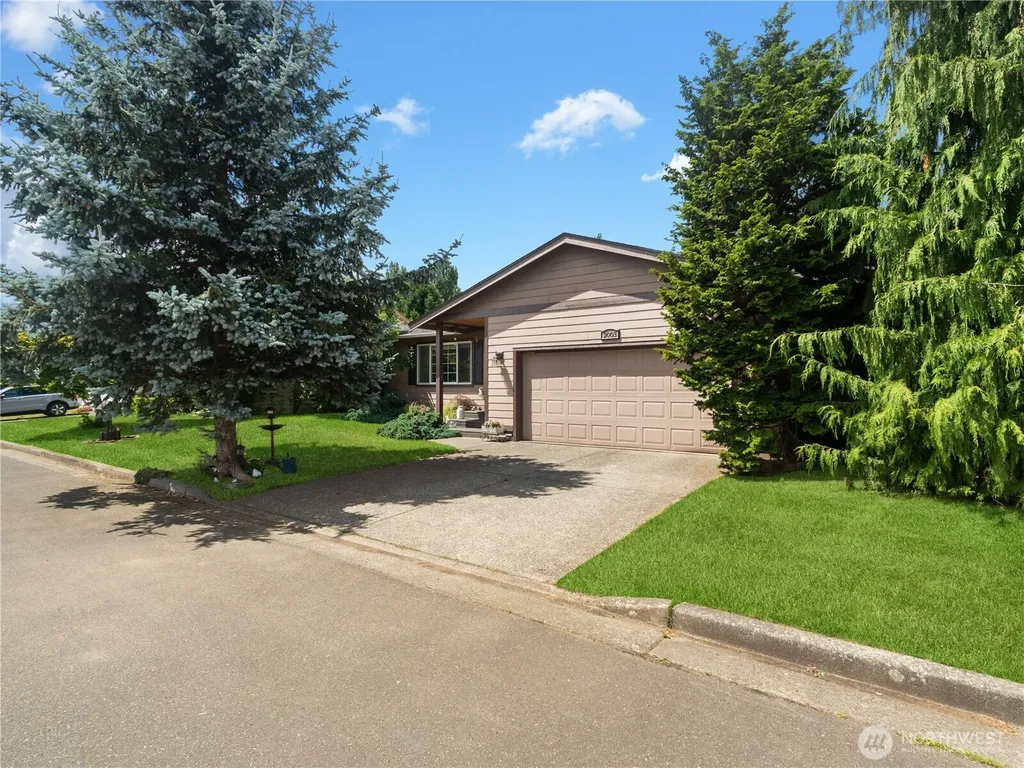 2003 Buttercup Drive Lynden WA 98264