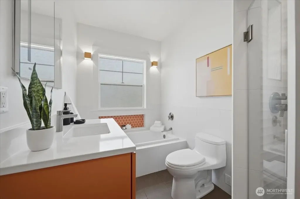 1902 NE 73rd Street Seattle WA 98115