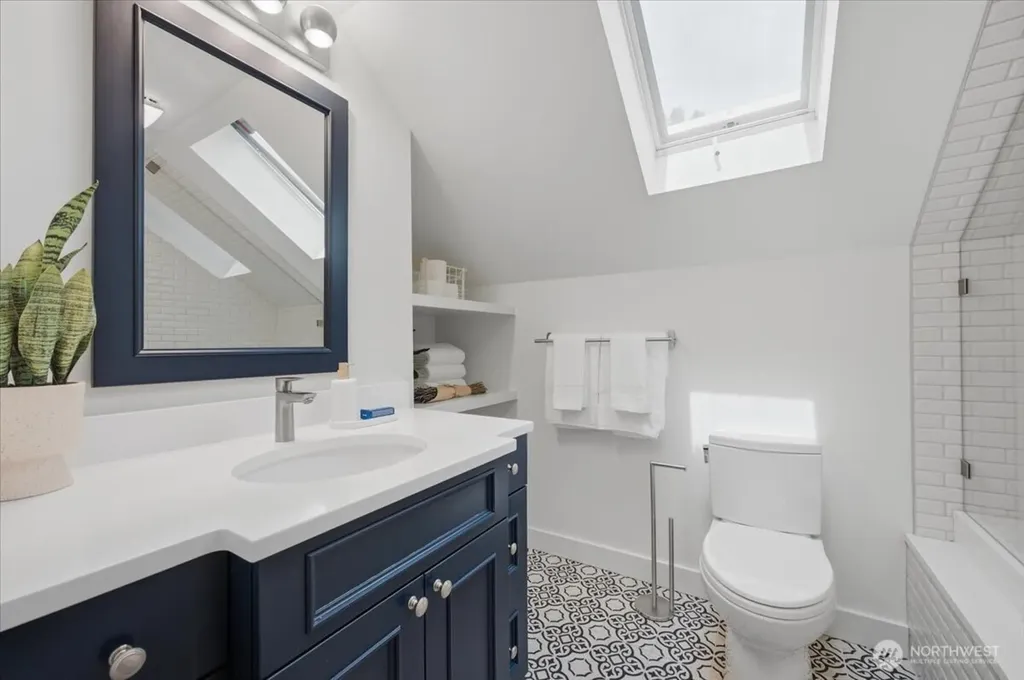 1902 NE 73rd Street Seattle WA 98115
