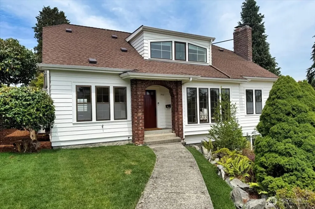 1902 NE 73rd Street Seattle WA 98115
