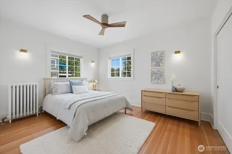 1902 NE 73rd Street Seattle WA 98115