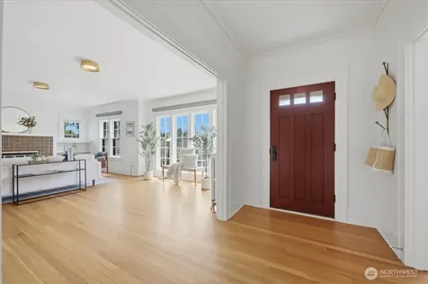 1902 NE 73rd Street Seattle WA 98115