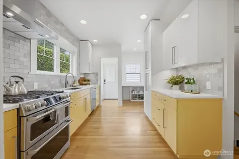 1902 NE 73rd Street Seattle WA 98115