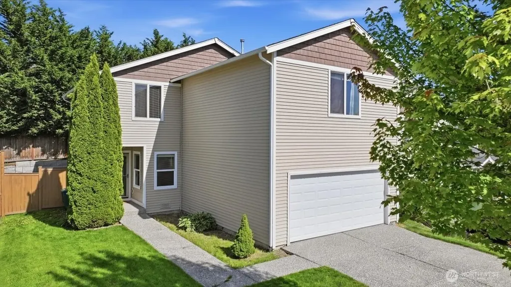 2203 116th Drive SE Lake Stevens WA 98258