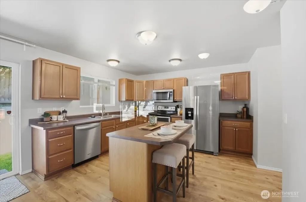 2203 116th Drive SE Lake Stevens WA 98258
