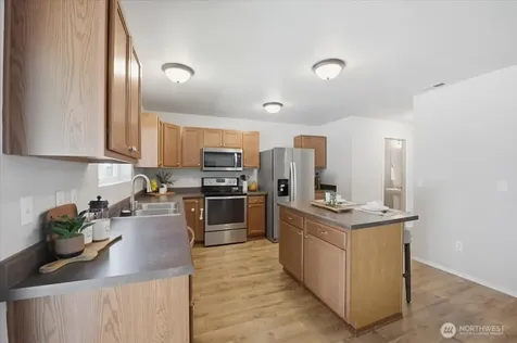 2203 116th Drive SE Lake Stevens WA 98258