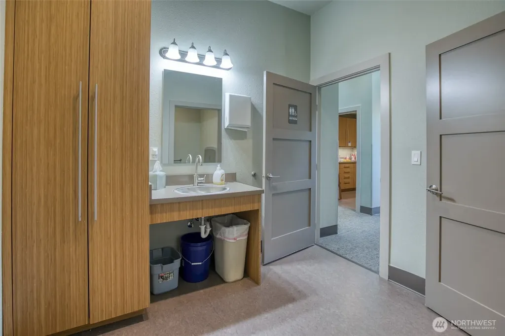 303 1st Street Aberdeen WA 98520