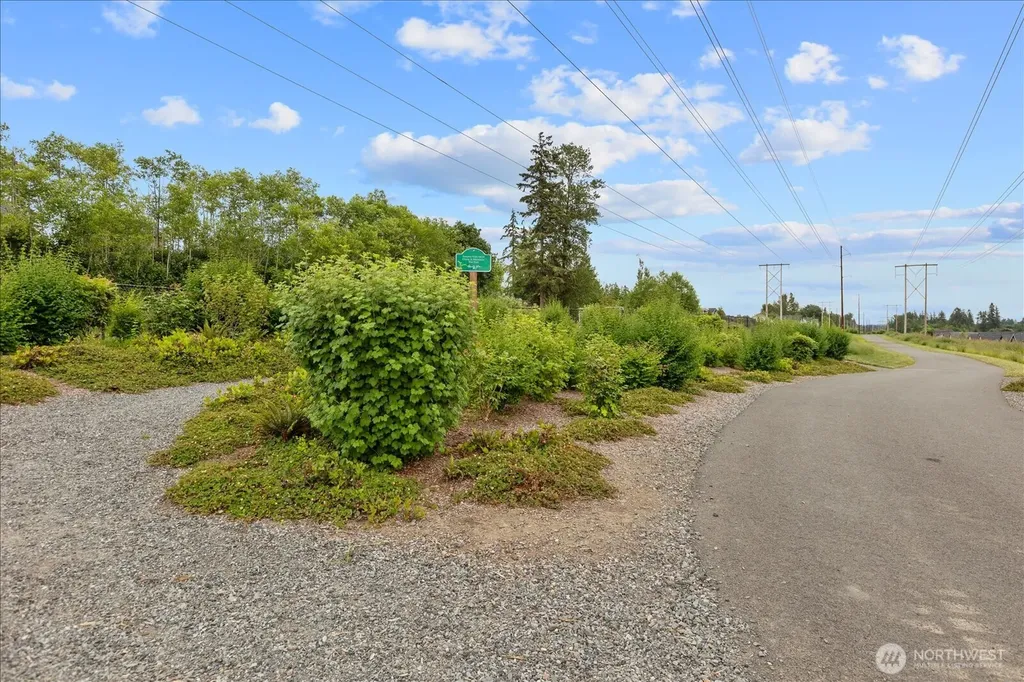 3734 80th Avenue NE Marysville WA 98270