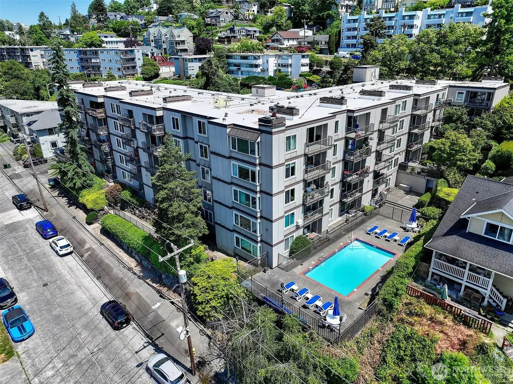 2253 Gilman Drive W Seattle WA 98119