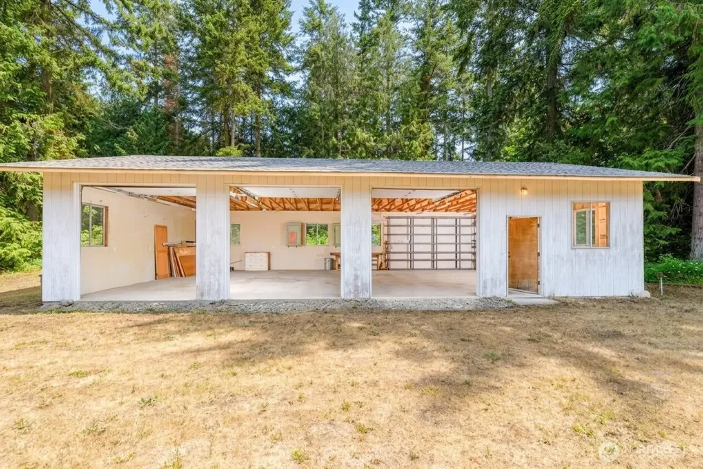 152 Charles Roberts Road Sequim WA 98382