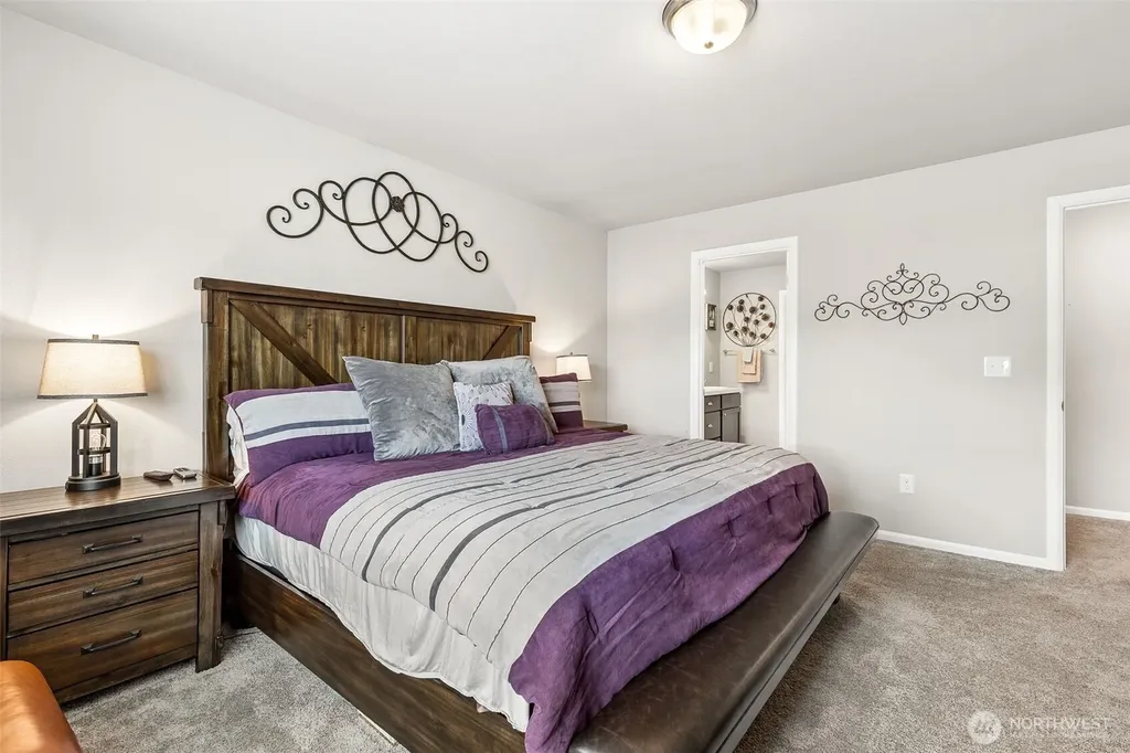 1110 Swan Loop Dupont WA 98327