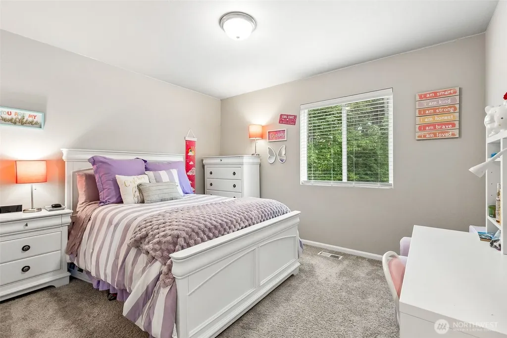 1110 Swan Loop Dupont WA 98327