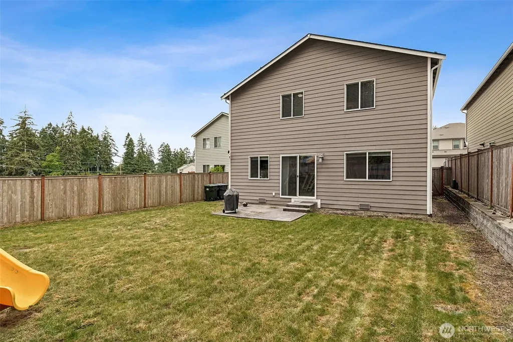 1110 Swan Loop Dupont WA 98327