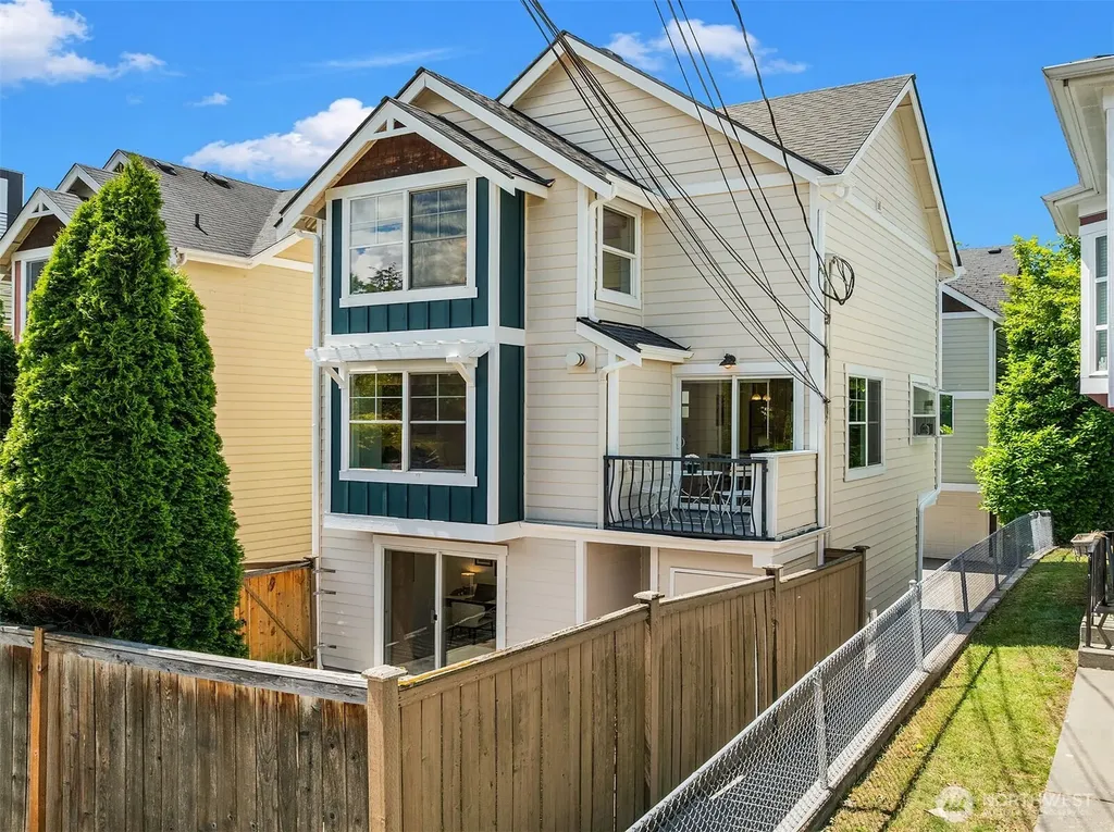 511 Martin Luther King Jr Way S Seattle WA 98144