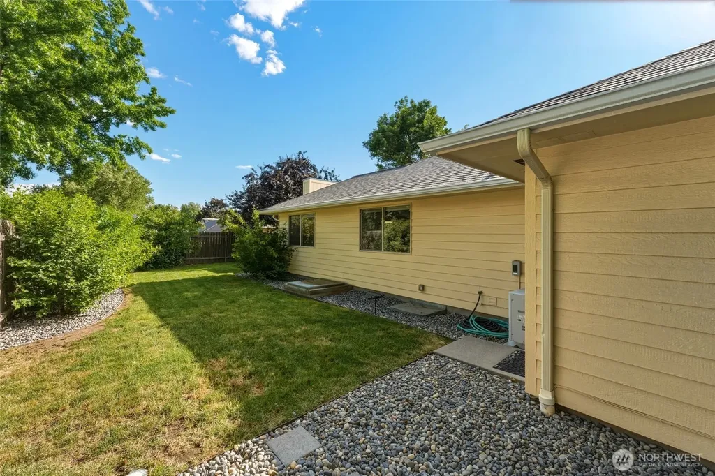 860 Fern Court Walla Walla WA 99362