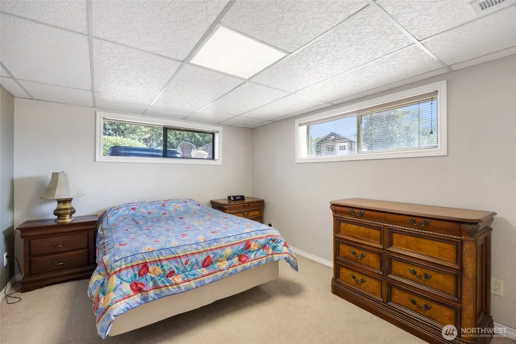 32 Valley View Rd Road Omak WA 98841