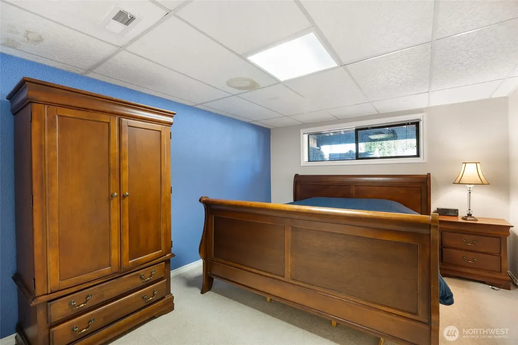 32 Valley View Rd Road Omak WA 98841