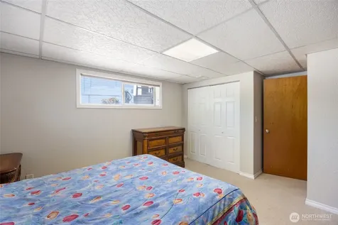 32 Valley View Rd Road Omak WA 98841