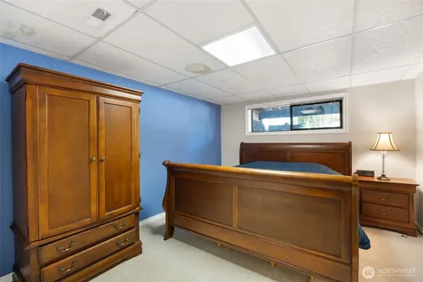 32 Valley View Rd Road Omak WA 98841