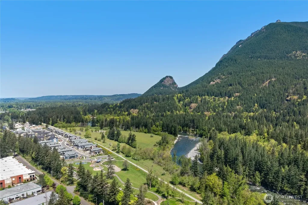 1976 SE 12th Street North Bend WA 98045