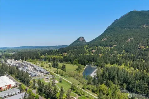 1976 SE 12th Street North Bend WA 98045