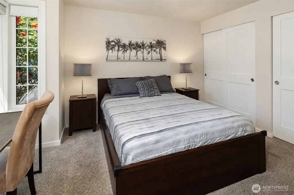 10262 NE 129th Lane Kirkland WA 98034
