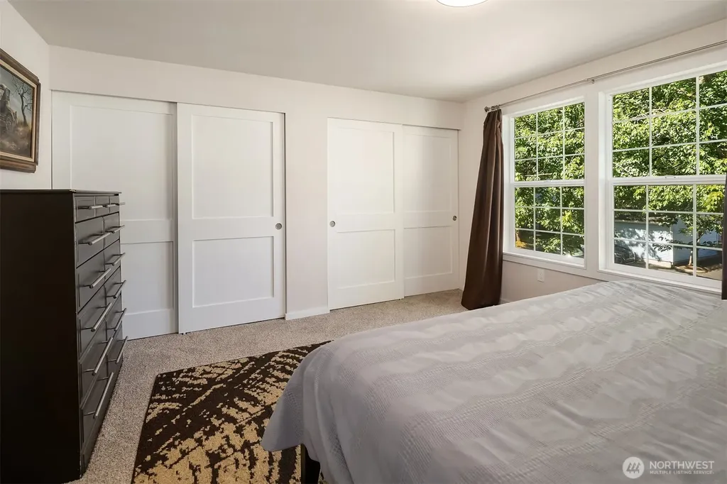 10262 NE 129th Lane Kirkland WA 98034